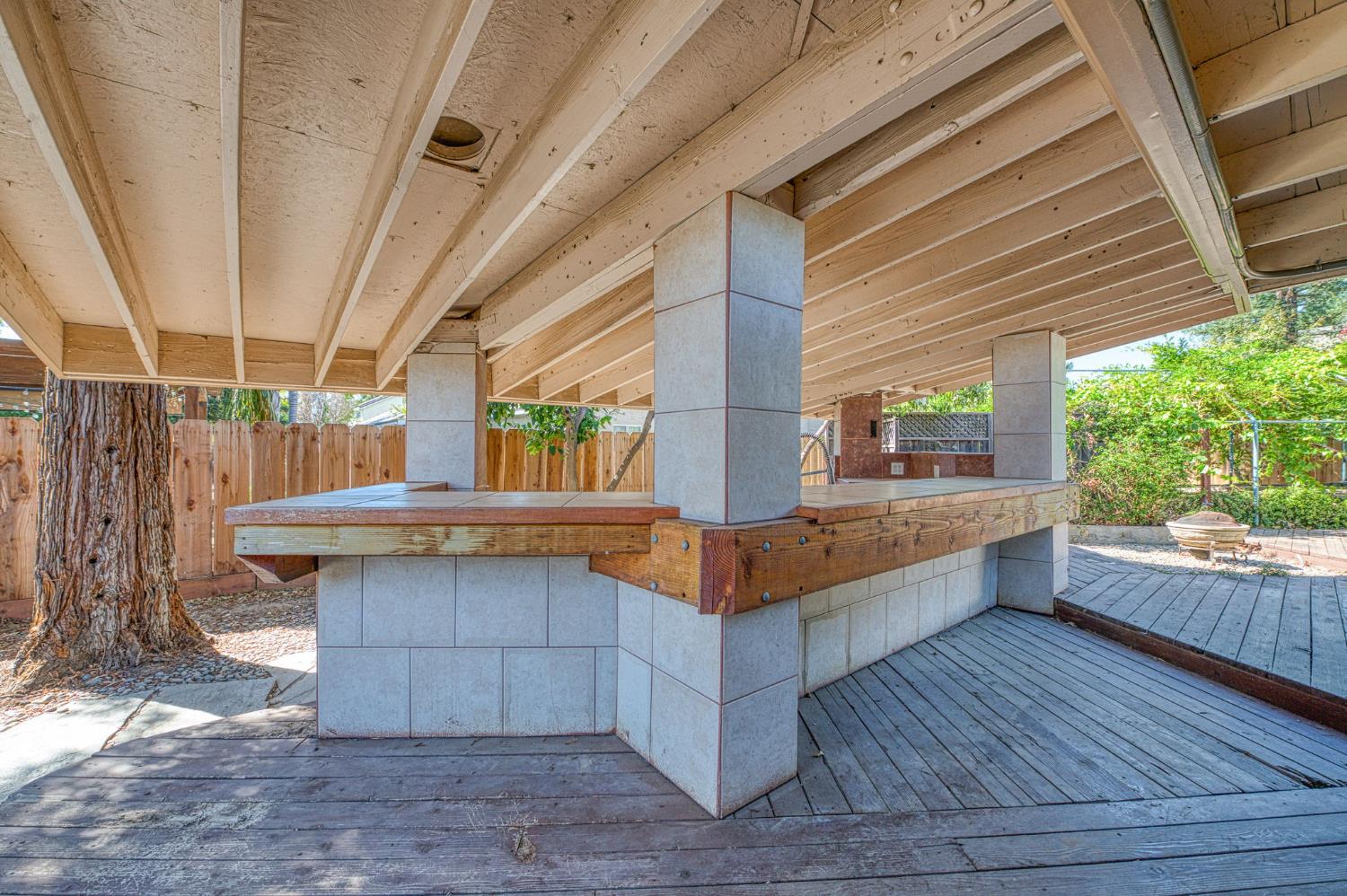 1391 Birch Ave, Clovis, CA 93611