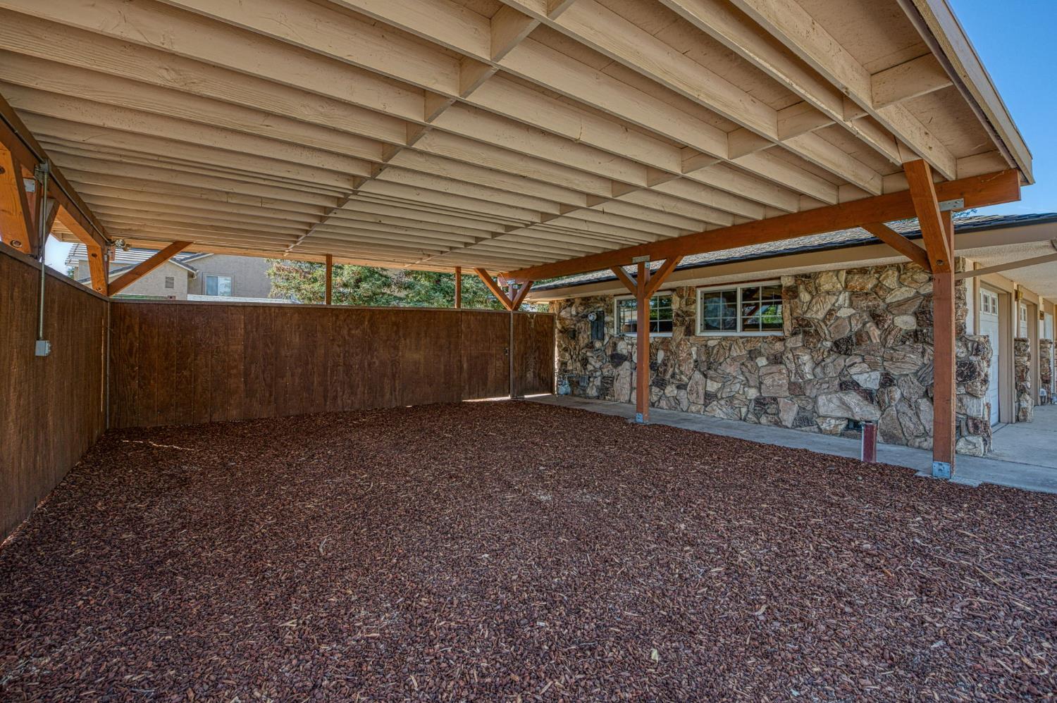1391 Birch Ave, Clovis, CA 93611