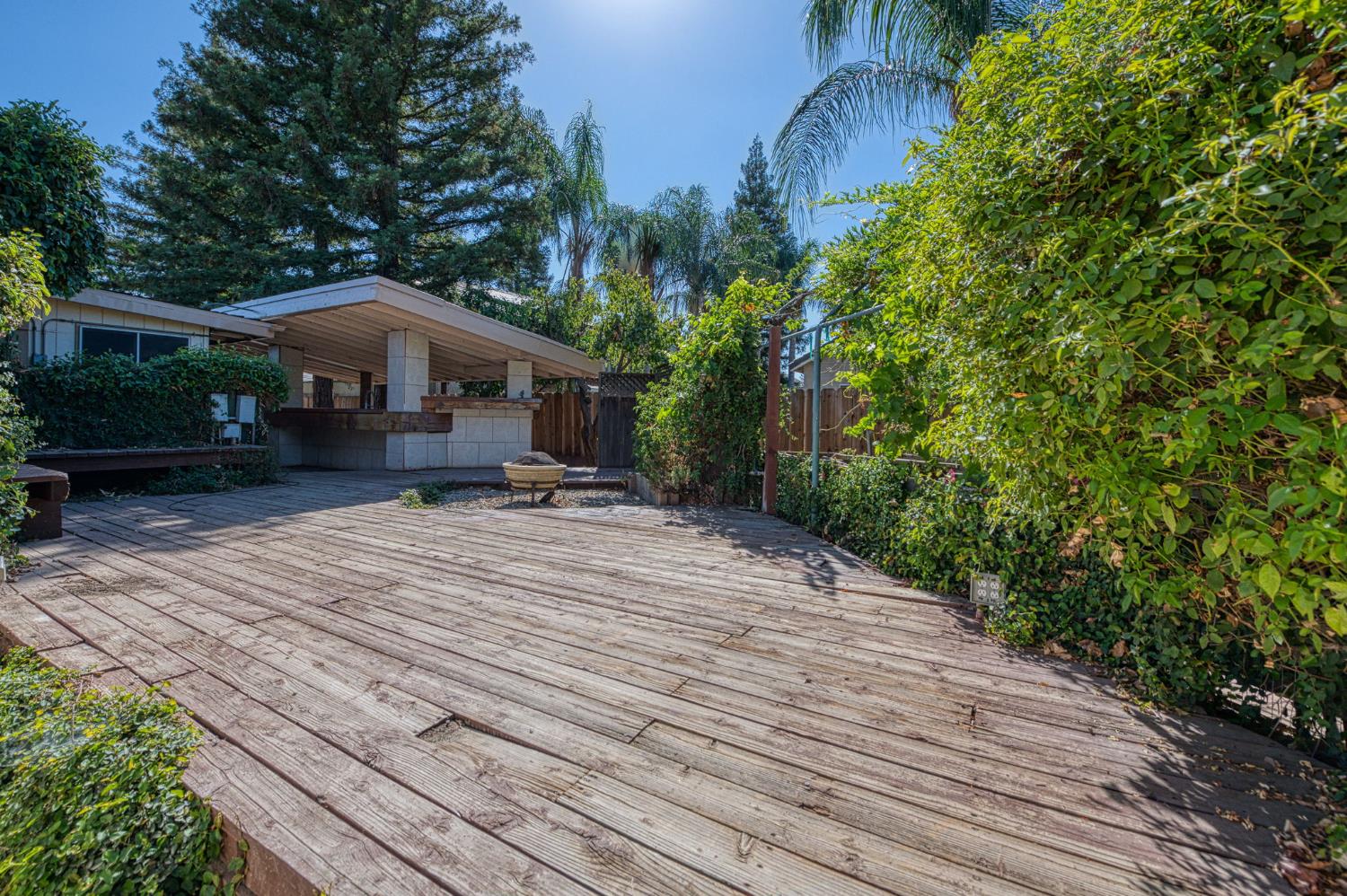 1391 Birch Ave, Clovis, CA 93611