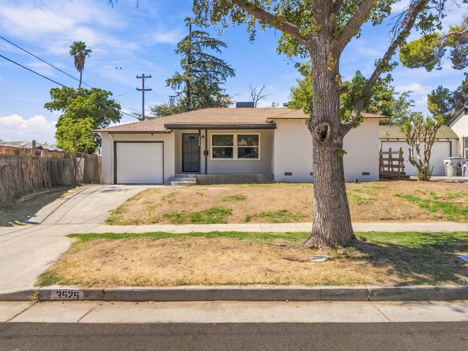 3525 N Del Mar, Fresno, CA 93704