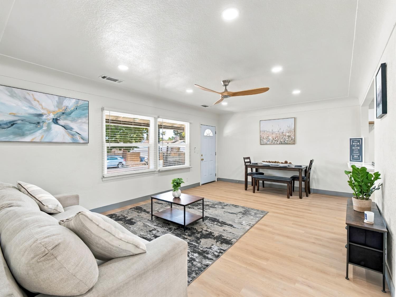 3525 N Del Mar, Fresno, CA 93704