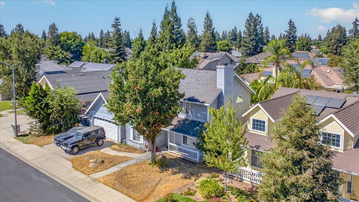 673 Bedford Ave, Clovis, CA 93611