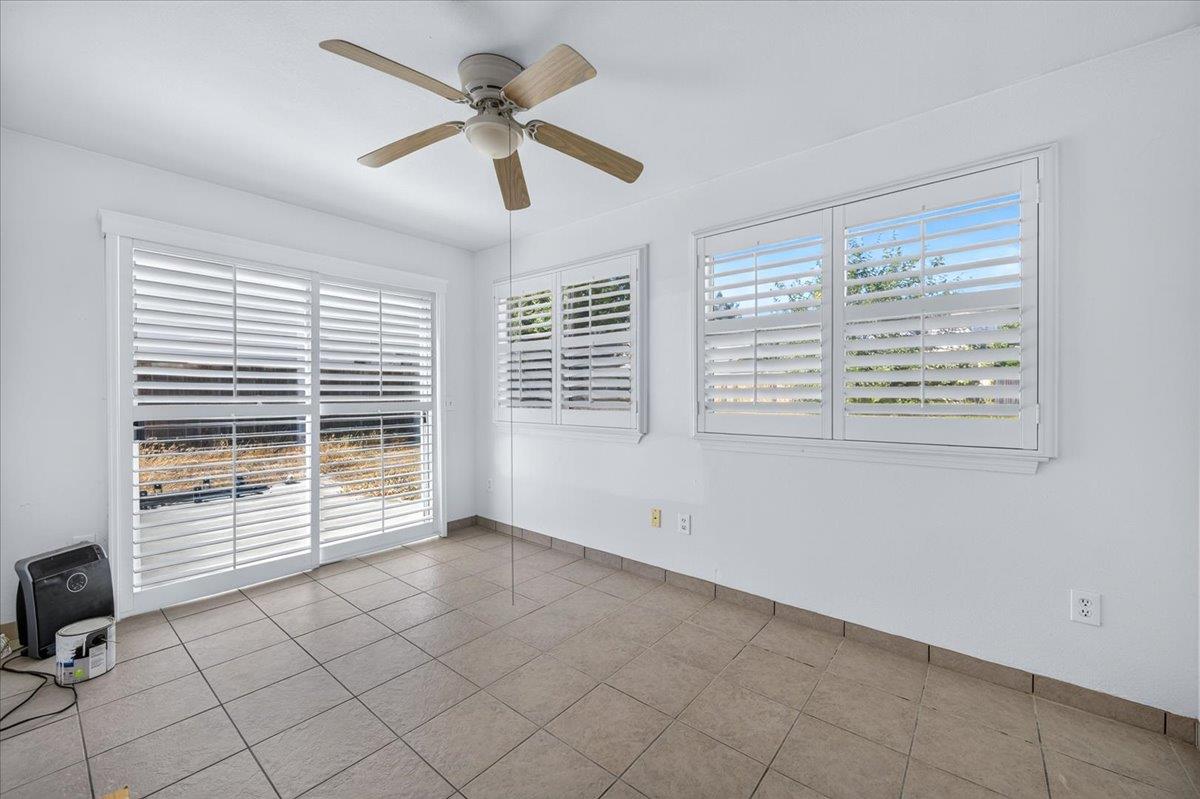 673 Bedford Ave, Clovis, CA 93611