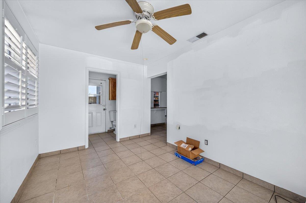 673 Bedford Ave, Clovis, CA 93611