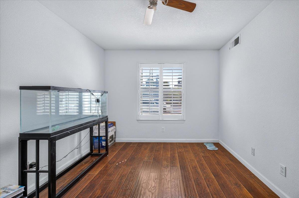 673 Bedford Ave, Clovis, CA 93611