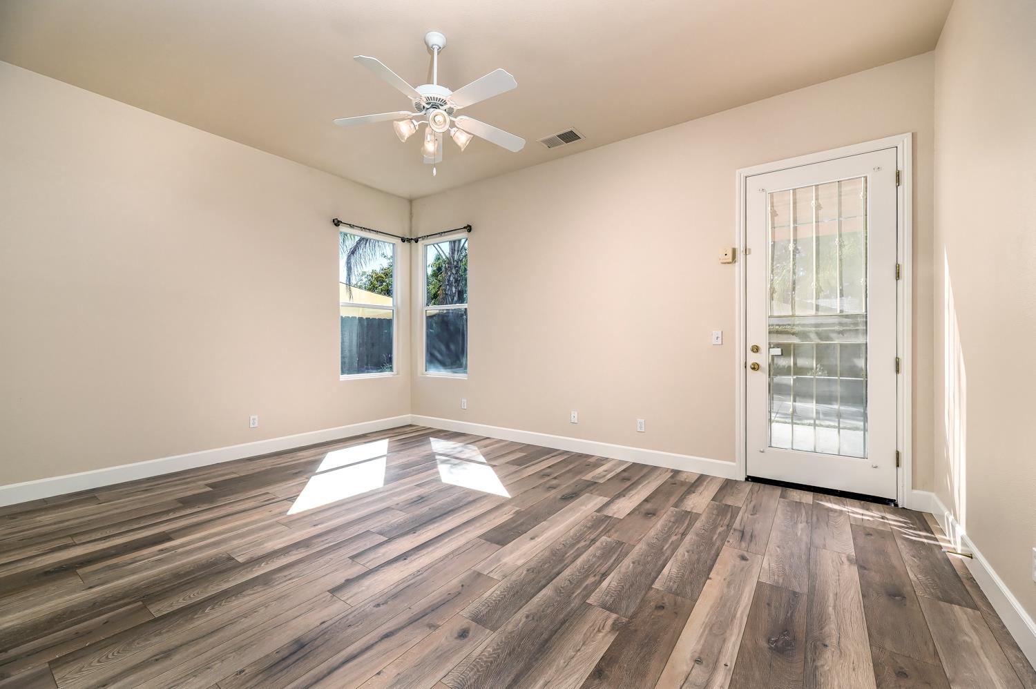 3012 Everglade Ave, Clovis, CA 93619
