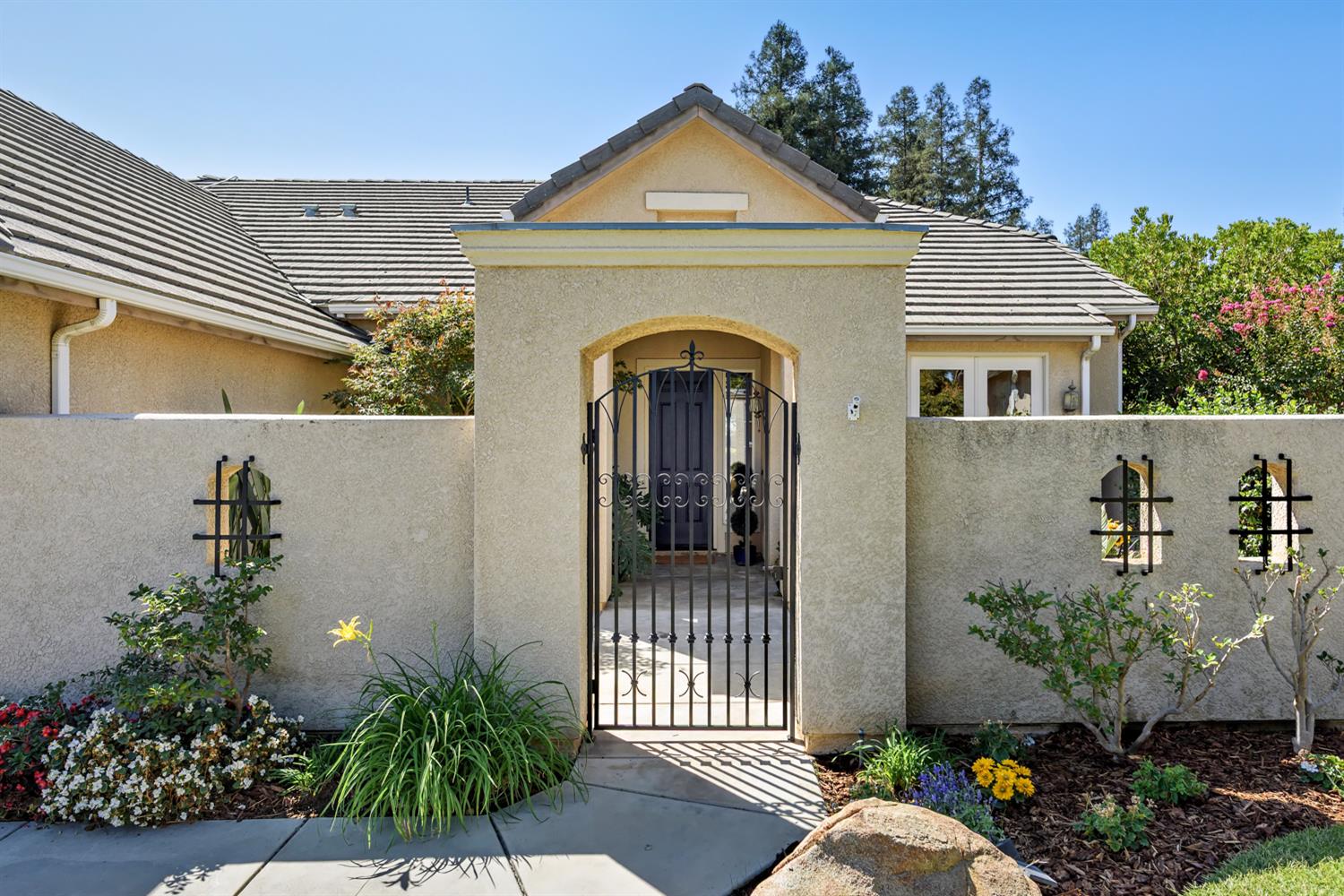 3012 Everglade Ave, Clovis, CA 93619