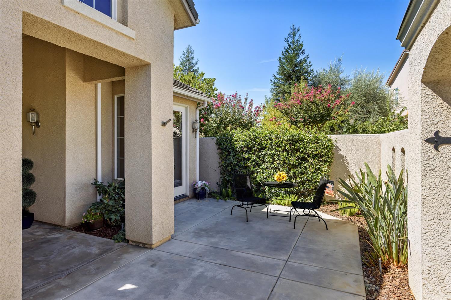 3012 Everglade Ave, Clovis, CA 93619