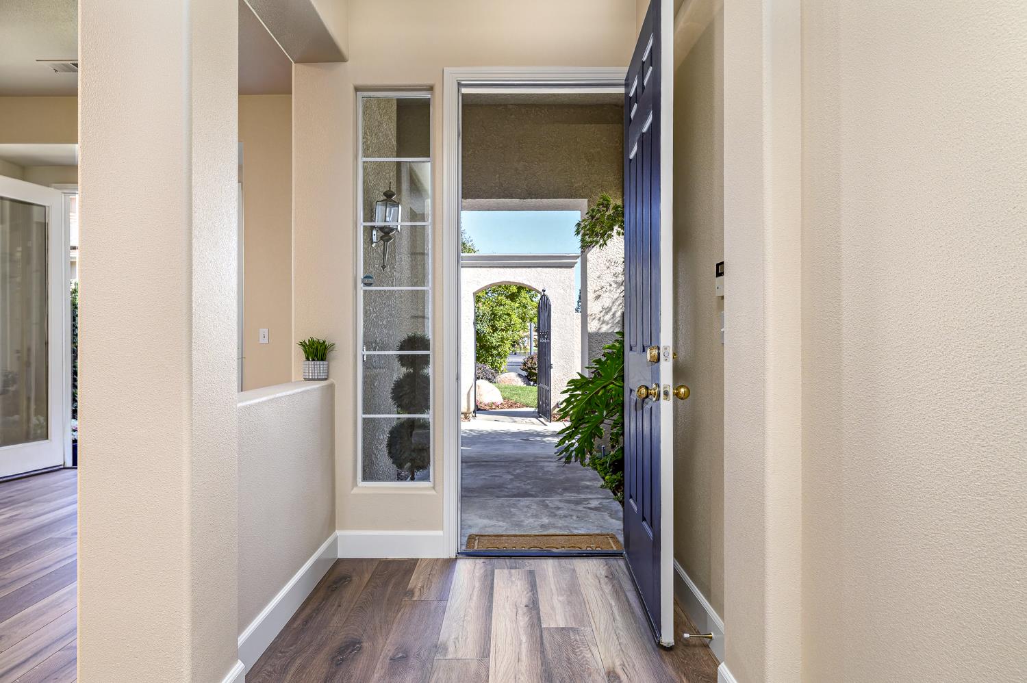 3012 Everglade Ave, Clovis, CA 93619