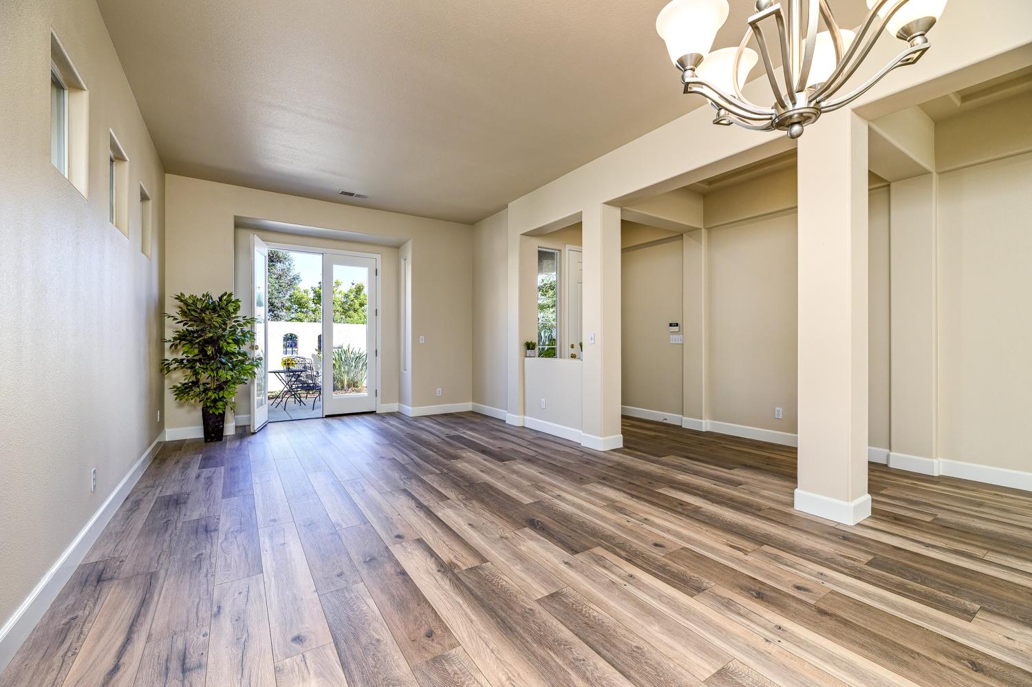 3012 Everglade Ave, Clovis, CA 93619