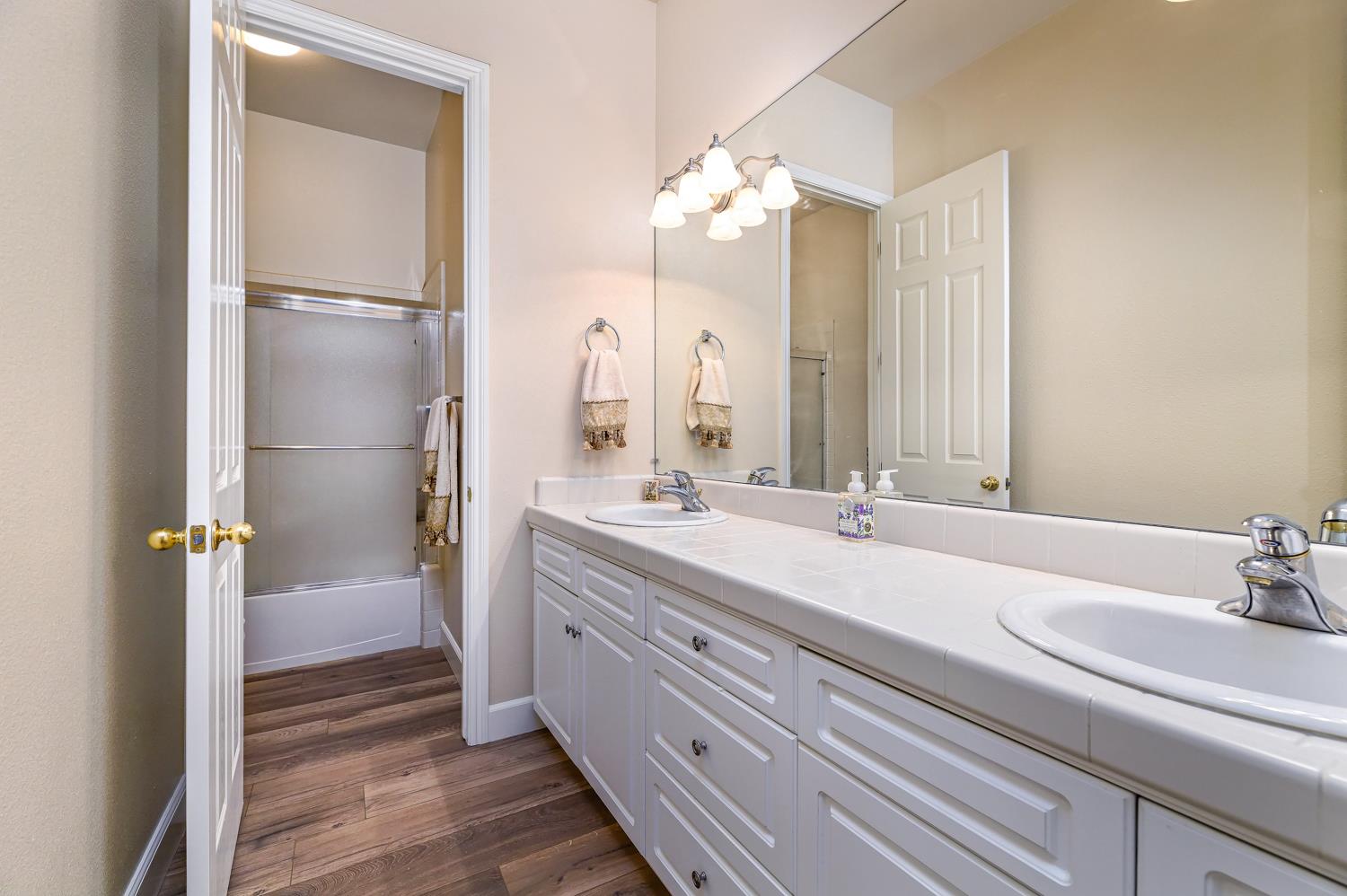 3012 Everglade Ave, Clovis, CA 93619