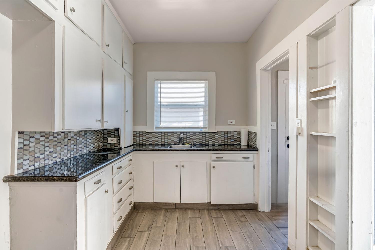 641 E Elizabeth St, Fresno, CA 93728