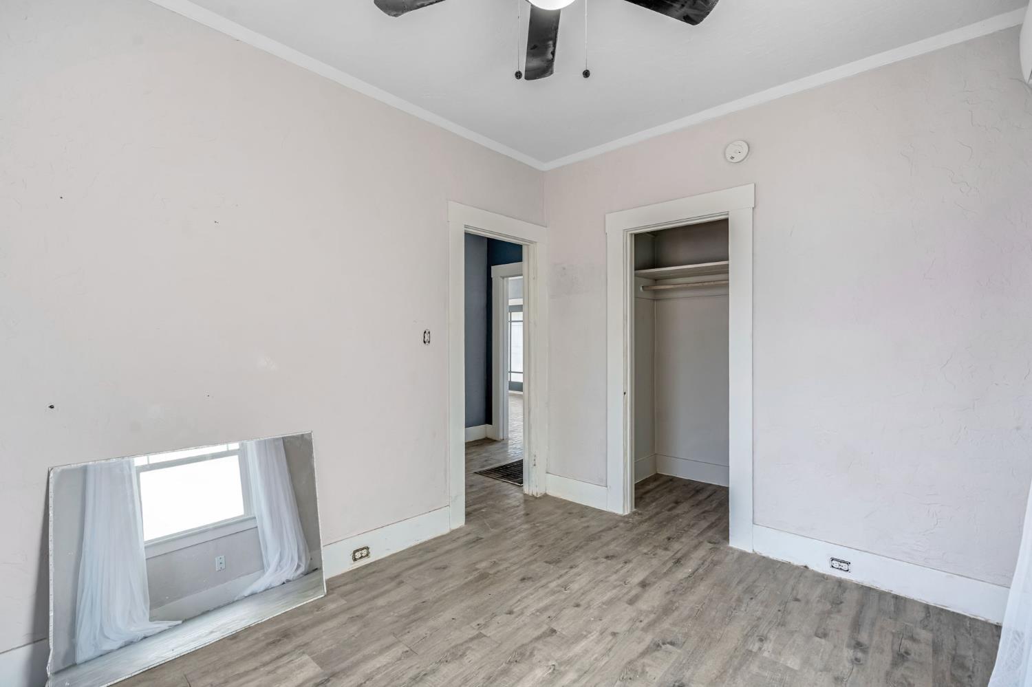 641 E Elizabeth St, Fresno, CA 93728