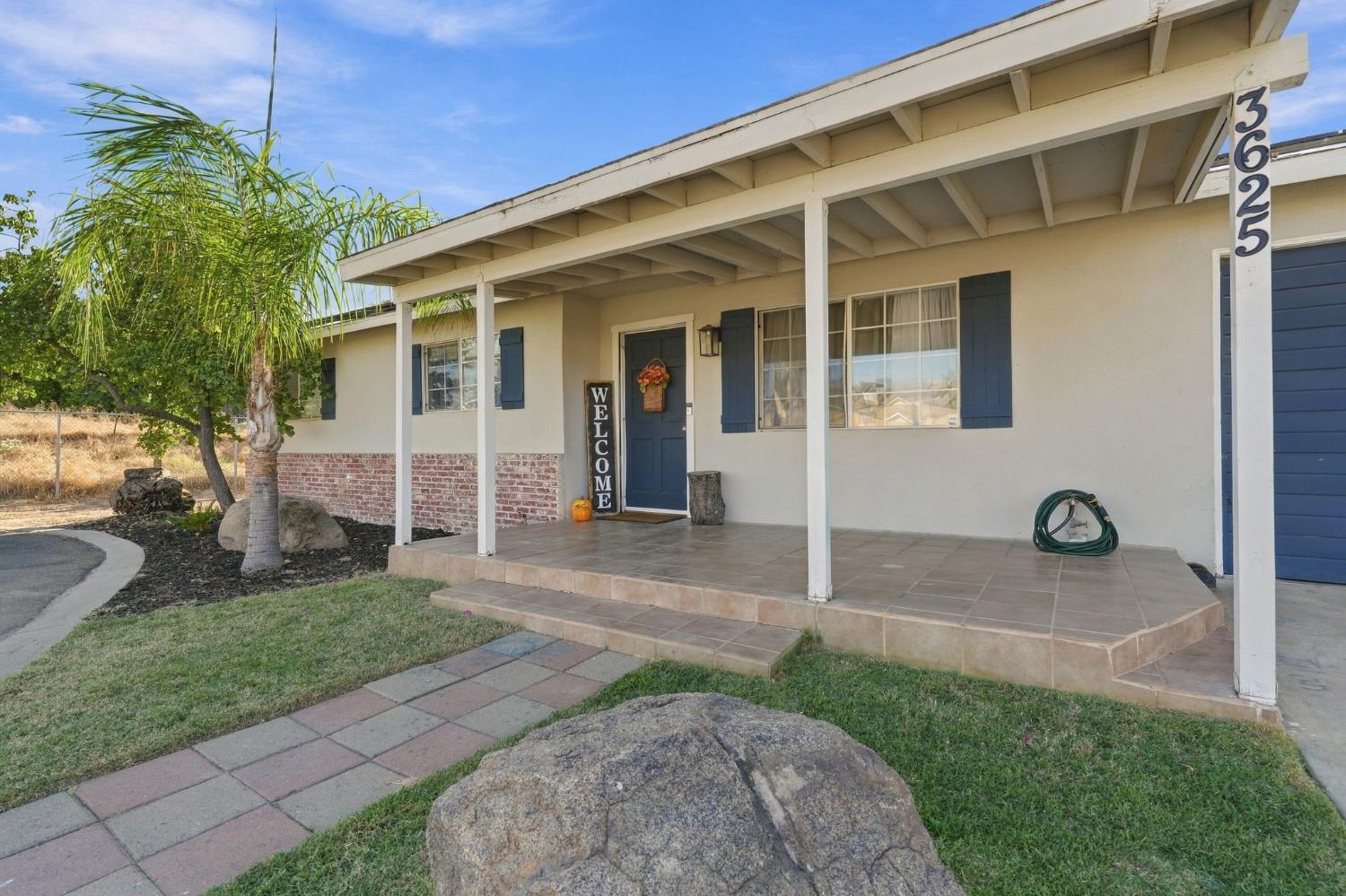 3625 S HIghland Ave, Selma, CA 93662