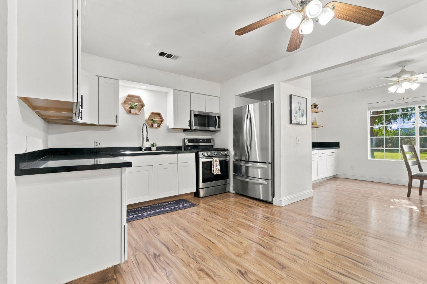 3625 S HIghland Ave, Selma, CA 93662