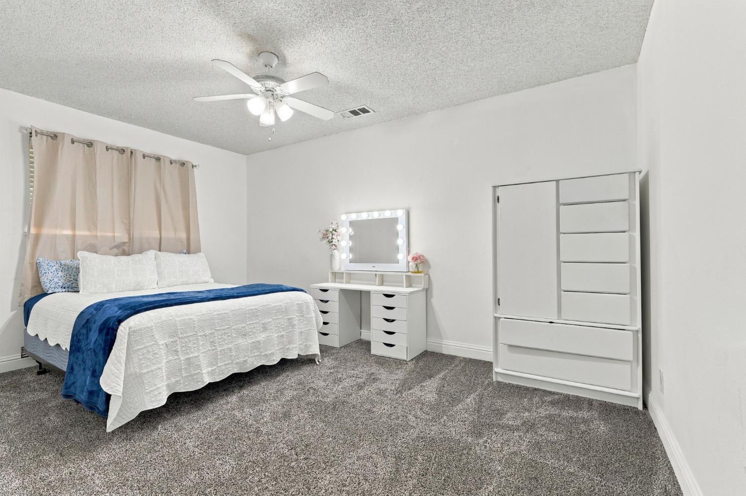 3625 S HIghland Ave, Selma, CA 93662