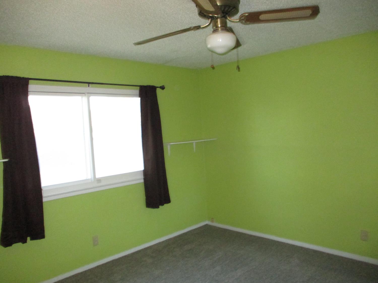 4550 E Gettysburg Ave, Fresno, CA 93726