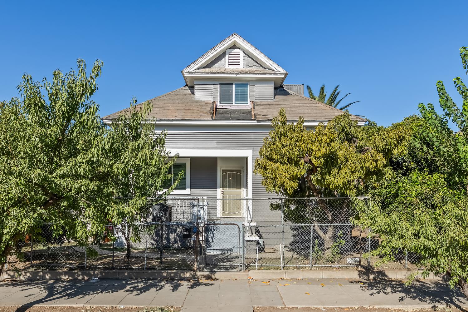 415 N Valeria St, Fresno, CA 93701