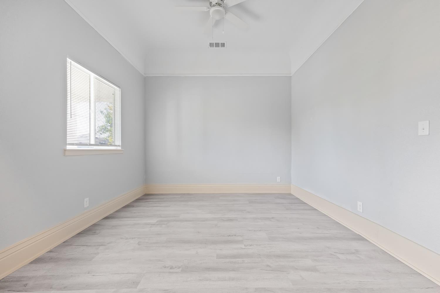 415 N Valeria St, Fresno, CA 93701