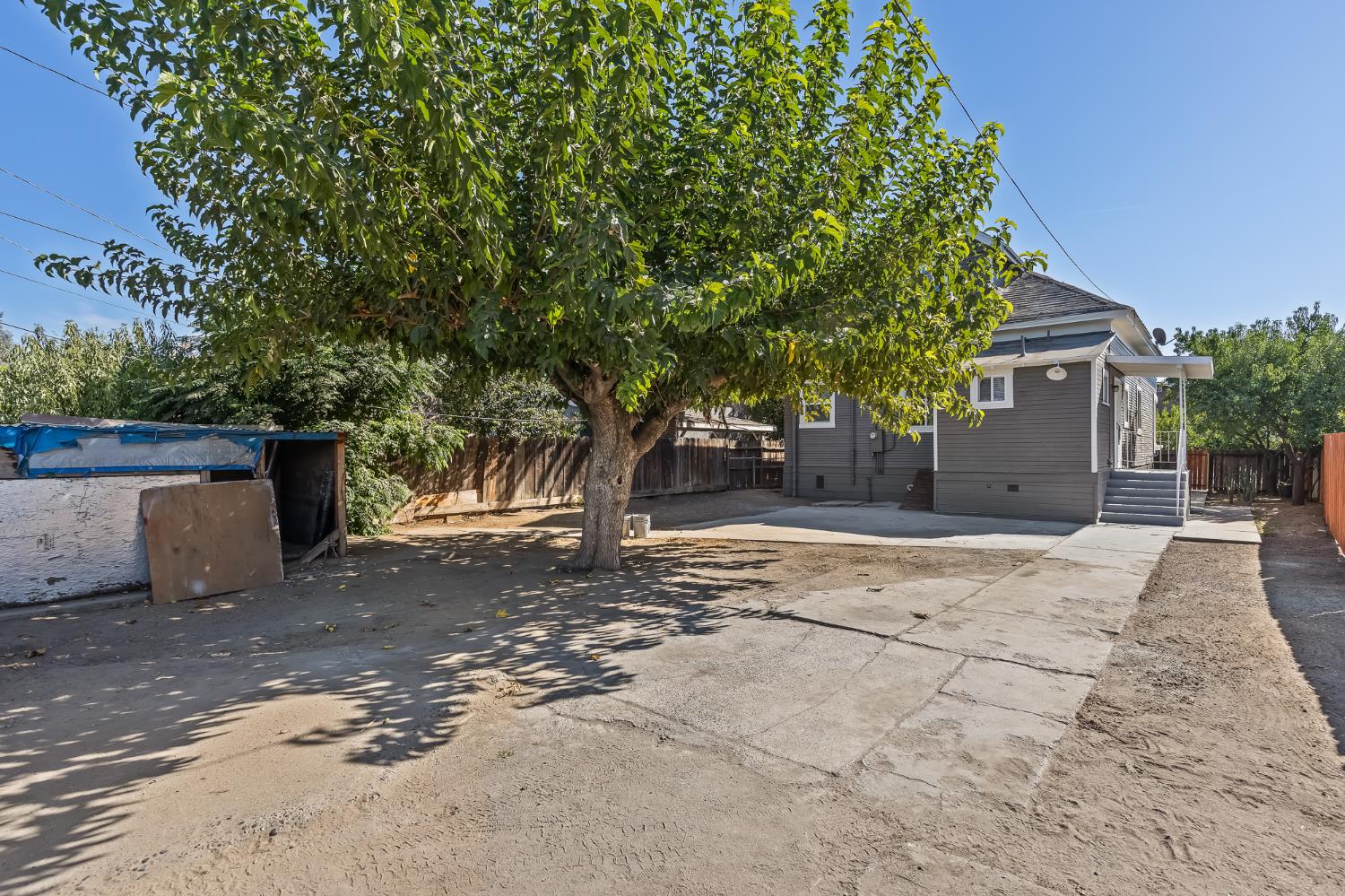 415 N Valeria St, Fresno, CA 93701