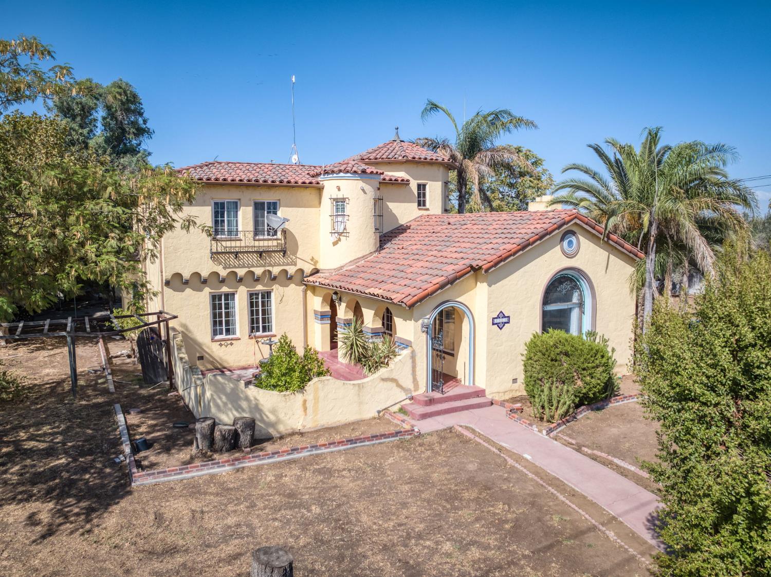 4905 E Jensen Ave, Fresno, CA 93725