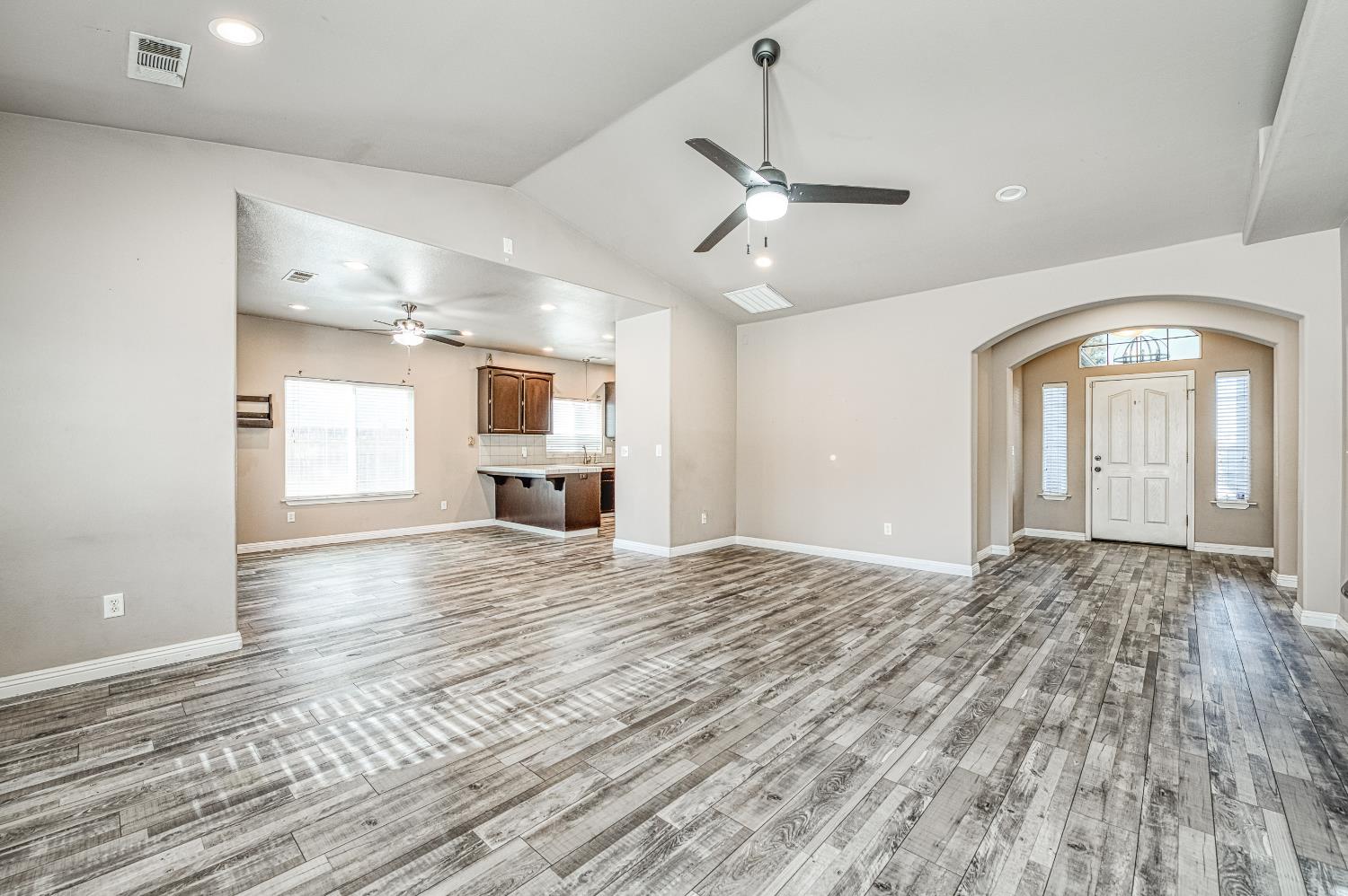 3744 Olive St, Selma, CA 93662