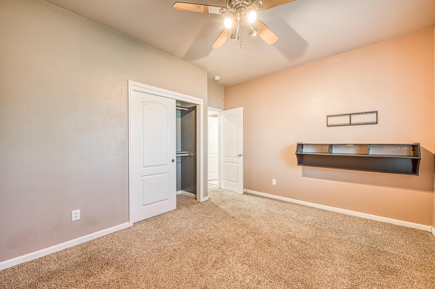 3744 Olive St, Selma, CA 93662