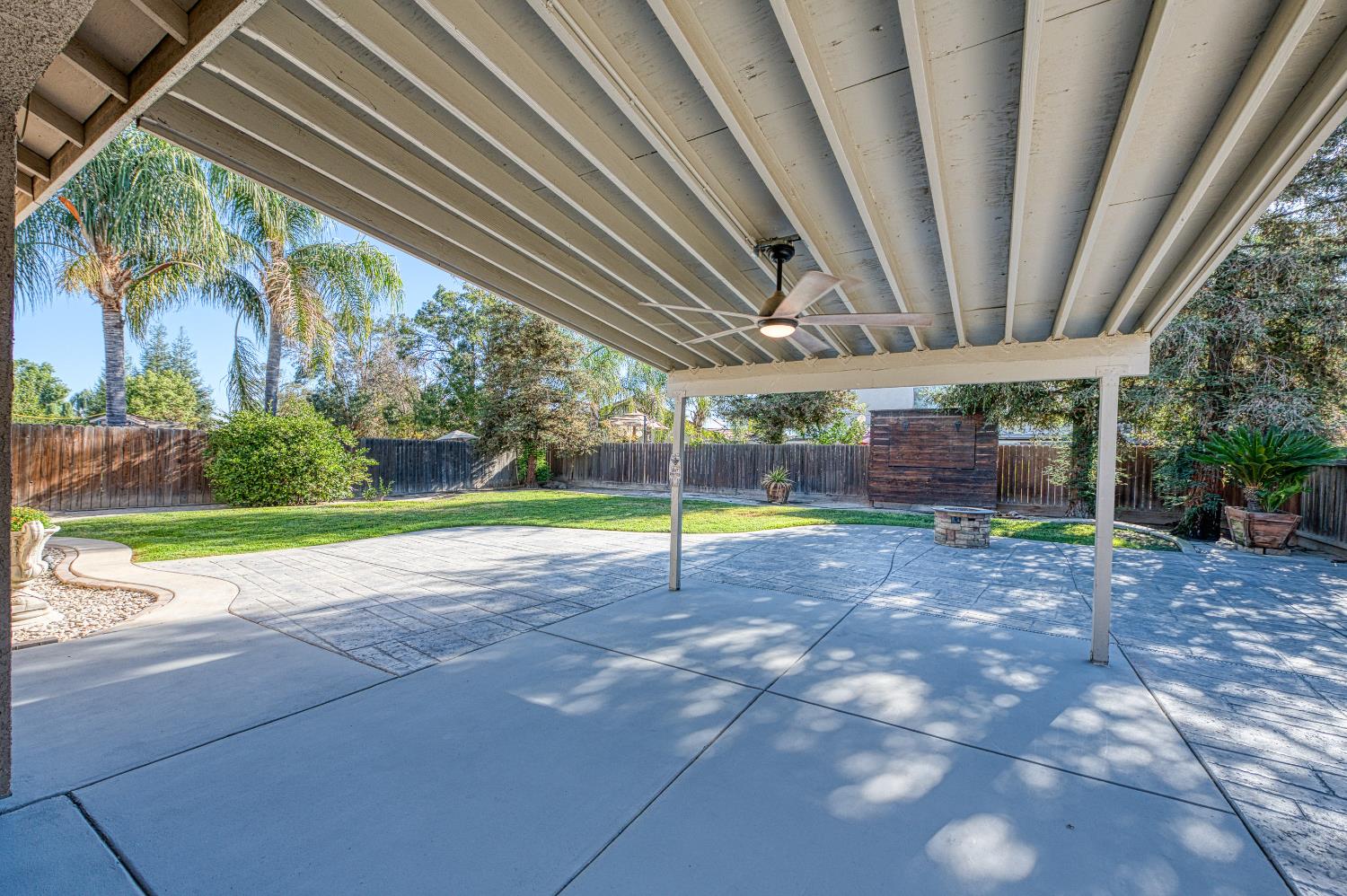 3744 Olive St, Selma, CA 93662