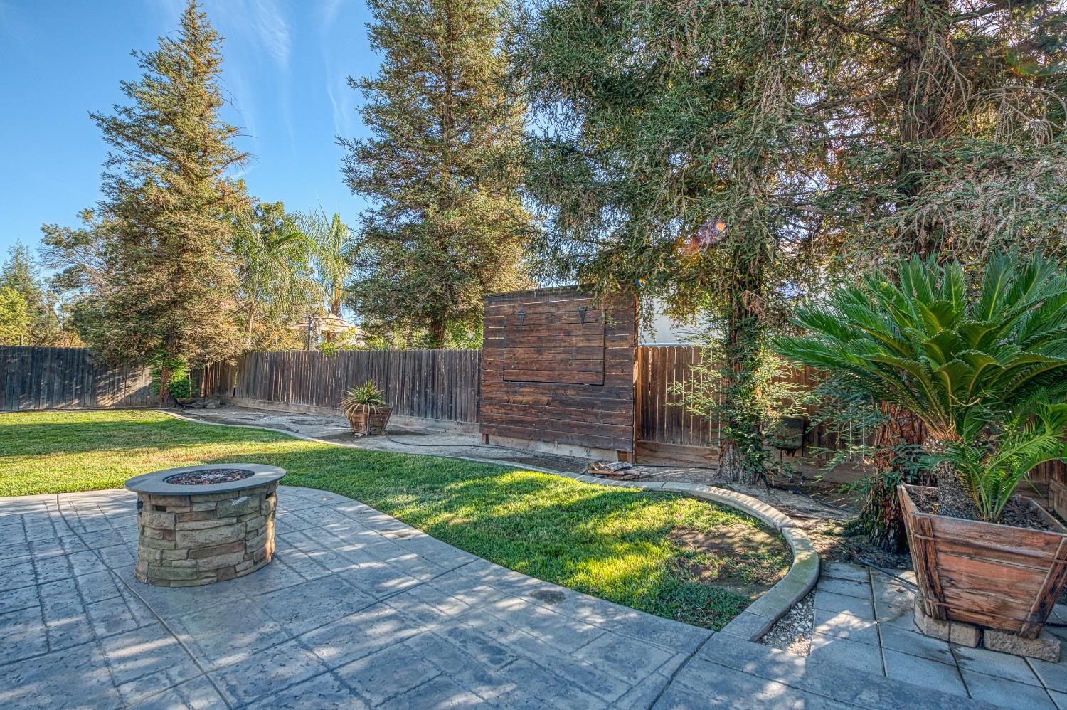 3744 Olive St, Selma, CA 93662