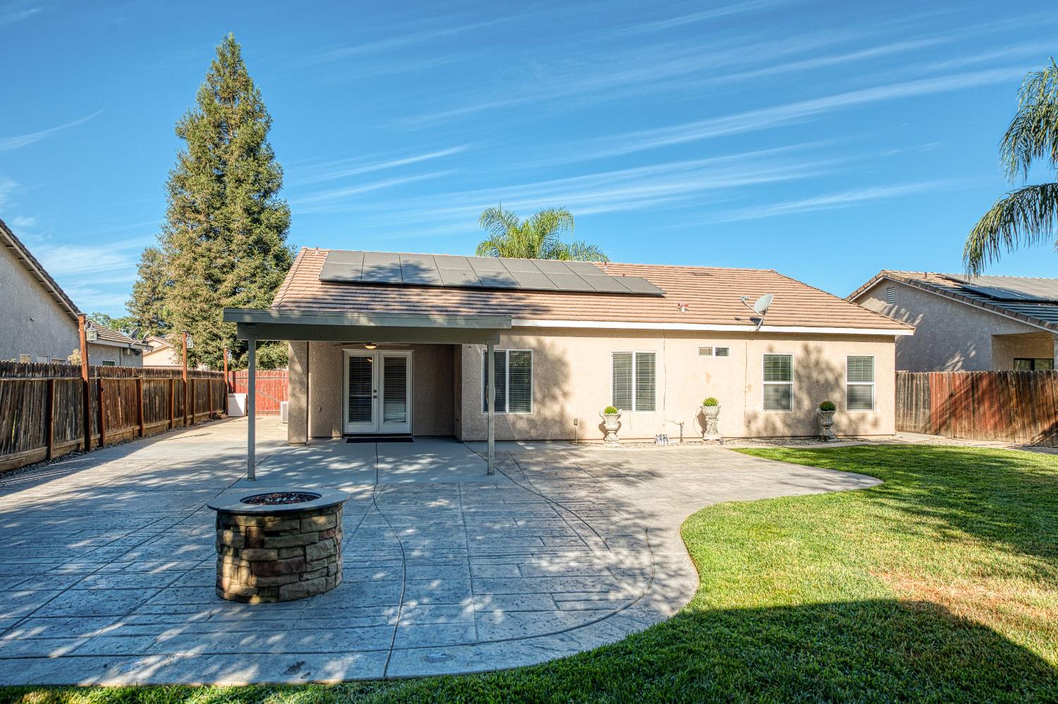 3744 Olive St, Selma, CA 93662