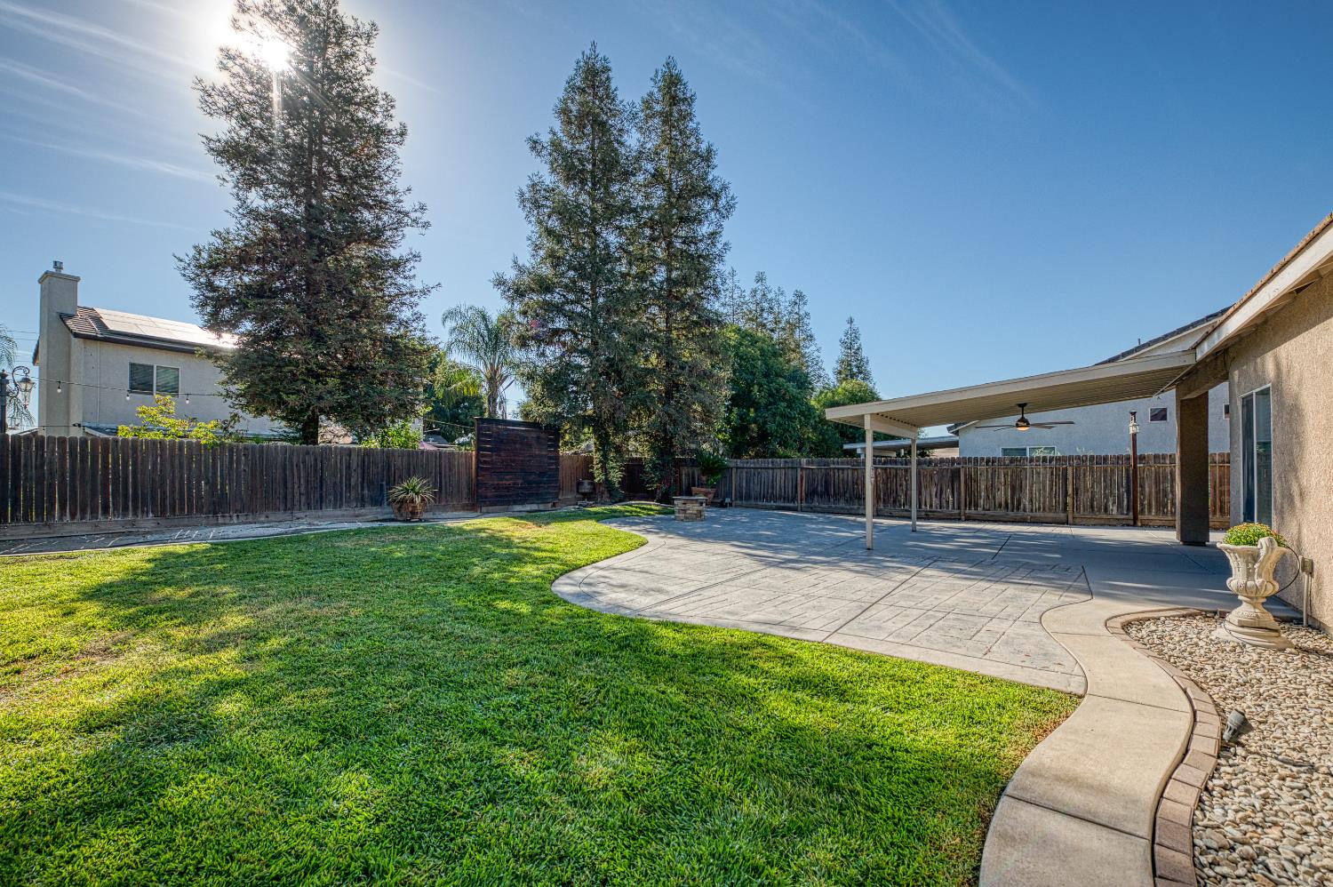 3744 Olive St, Selma, CA 93662