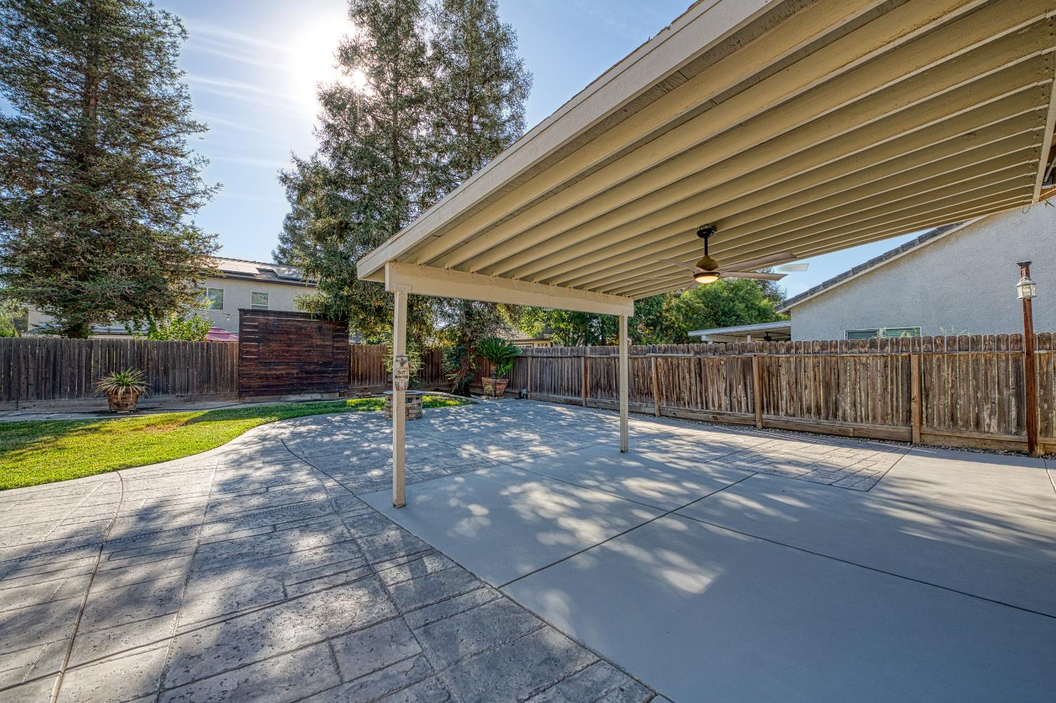 3744 Olive St, Selma, CA 93662