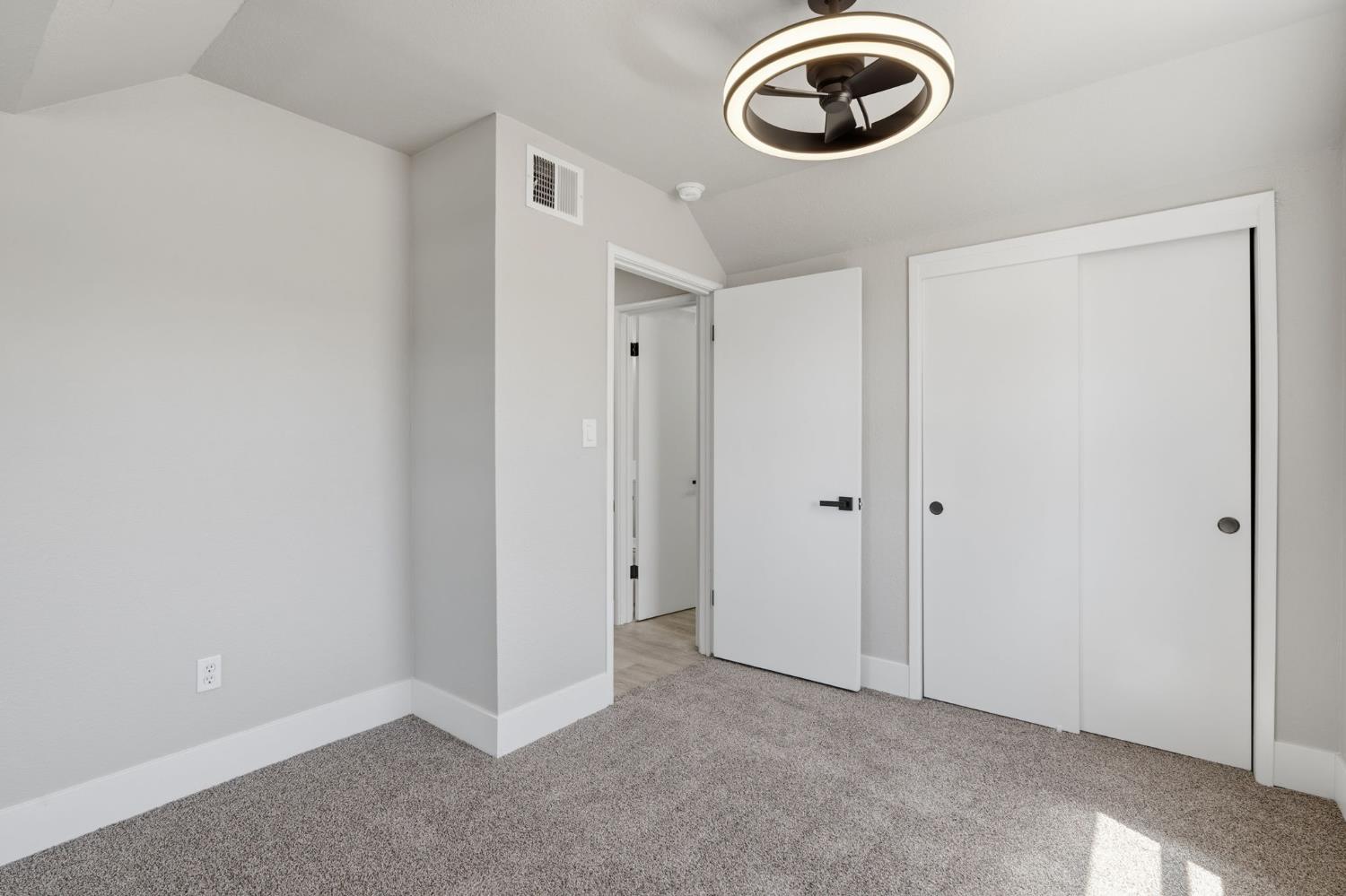 2315 E Santa Ana Ave, Fresno, CA 93726