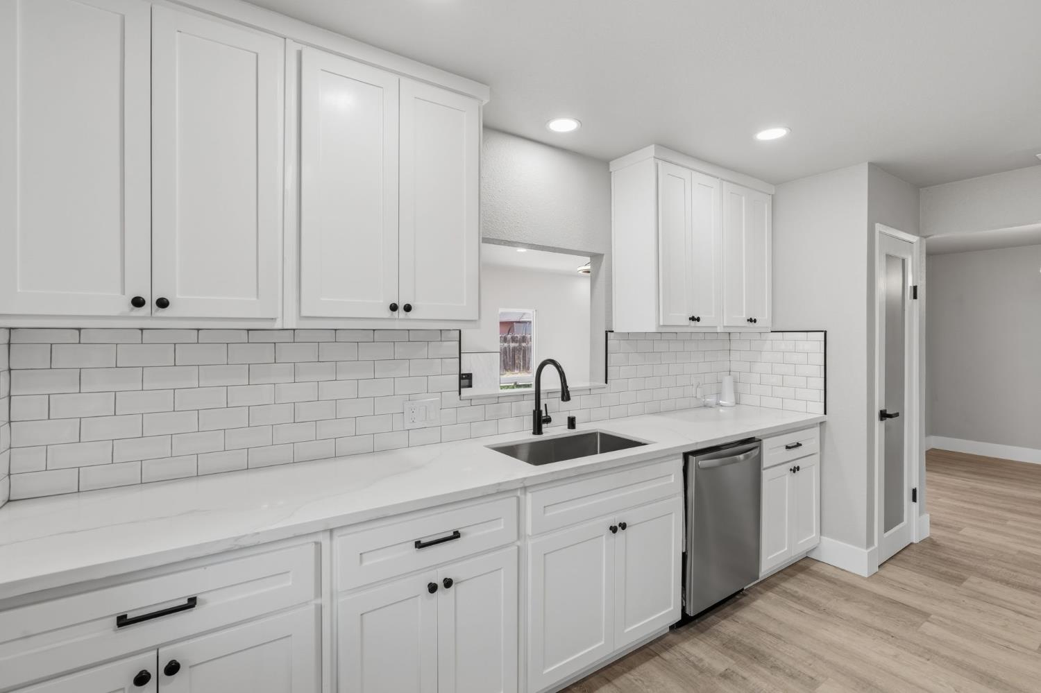 2315 E Santa Ana Ave, Fresno, CA 93726