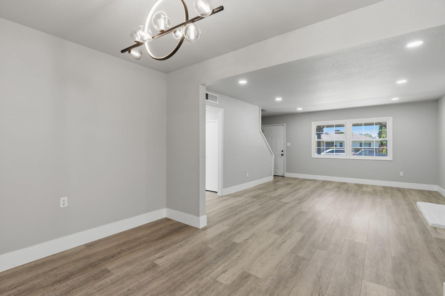 2315 E Santa Ana Ave, Fresno, CA 93726