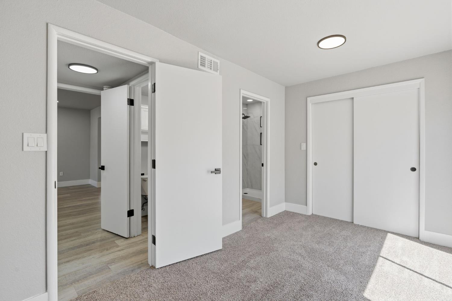 2315 E Santa Ana Ave, Fresno, CA 93726