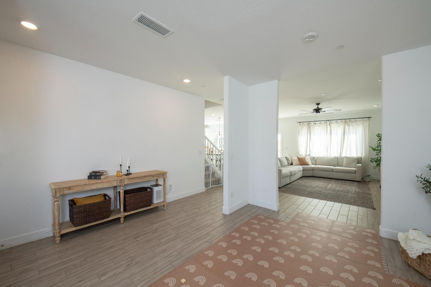 5096 N Maruyama Ave, Fresno, CA 93723