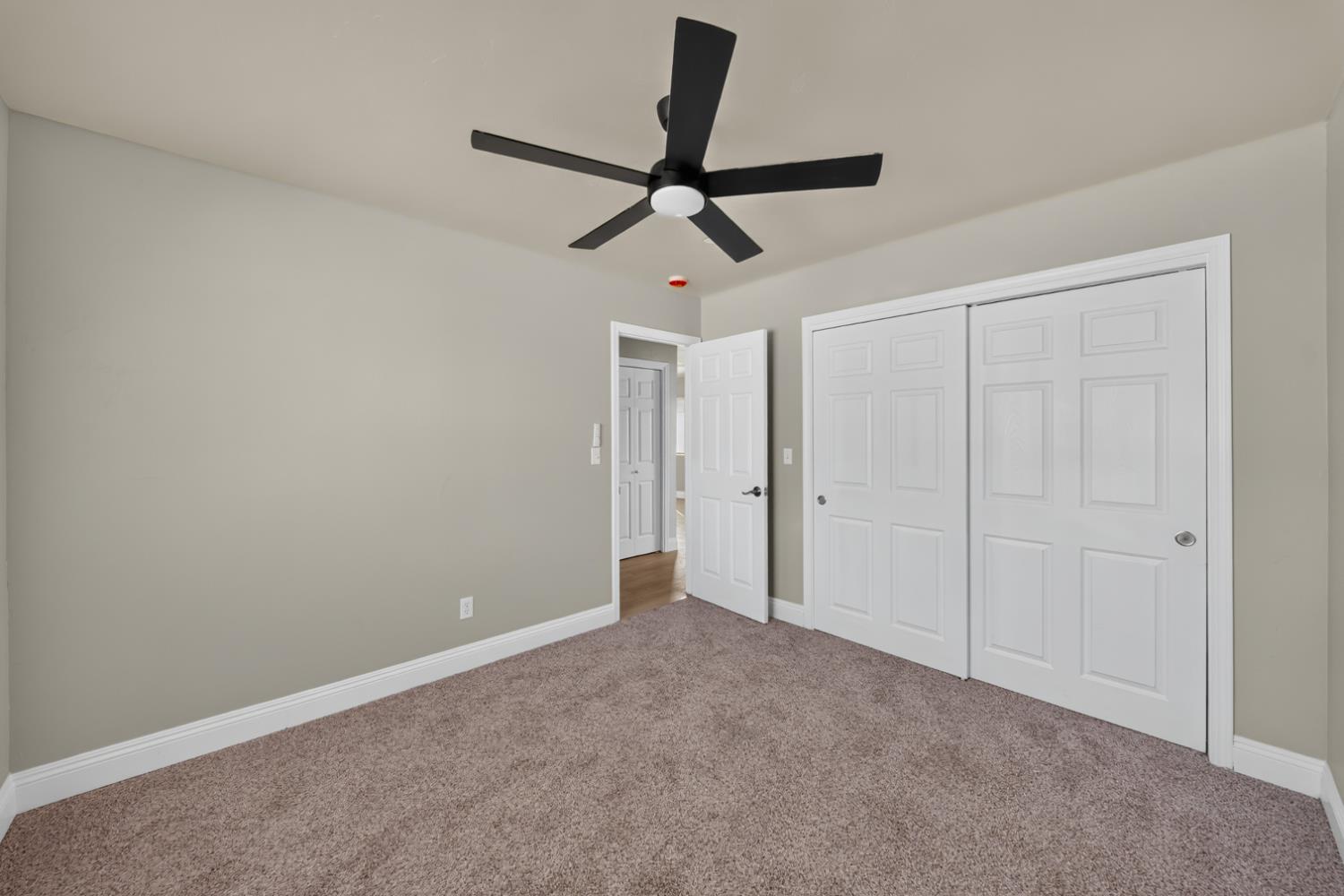 1244 W Pontiac Way, Fresno, CA 93705