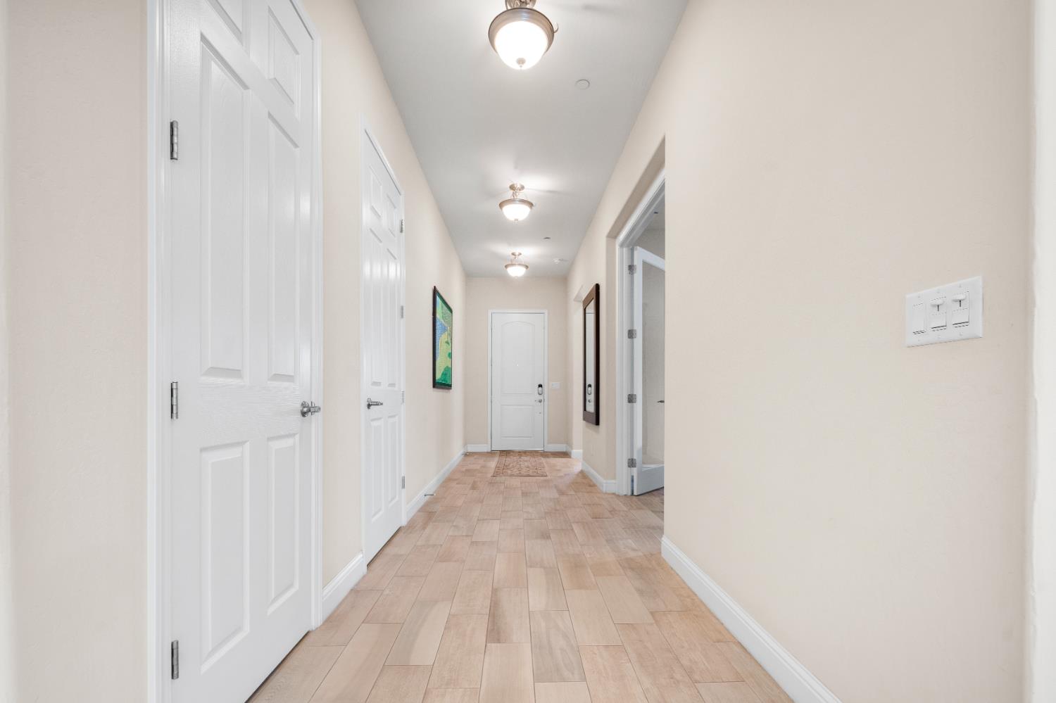 1924 E Via Fiore Ave, Fresno, CA 93730