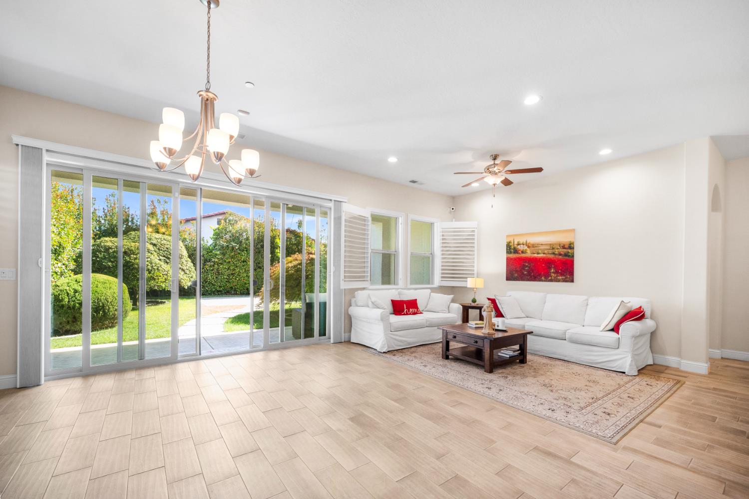 1924 E Via Fiore Ave, Fresno, CA 93730
