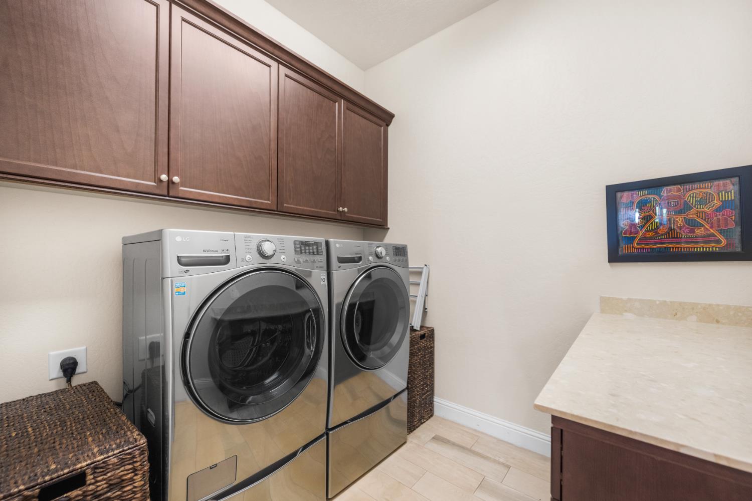 1924 E Via Fiore Ave, Fresno, CA 93730