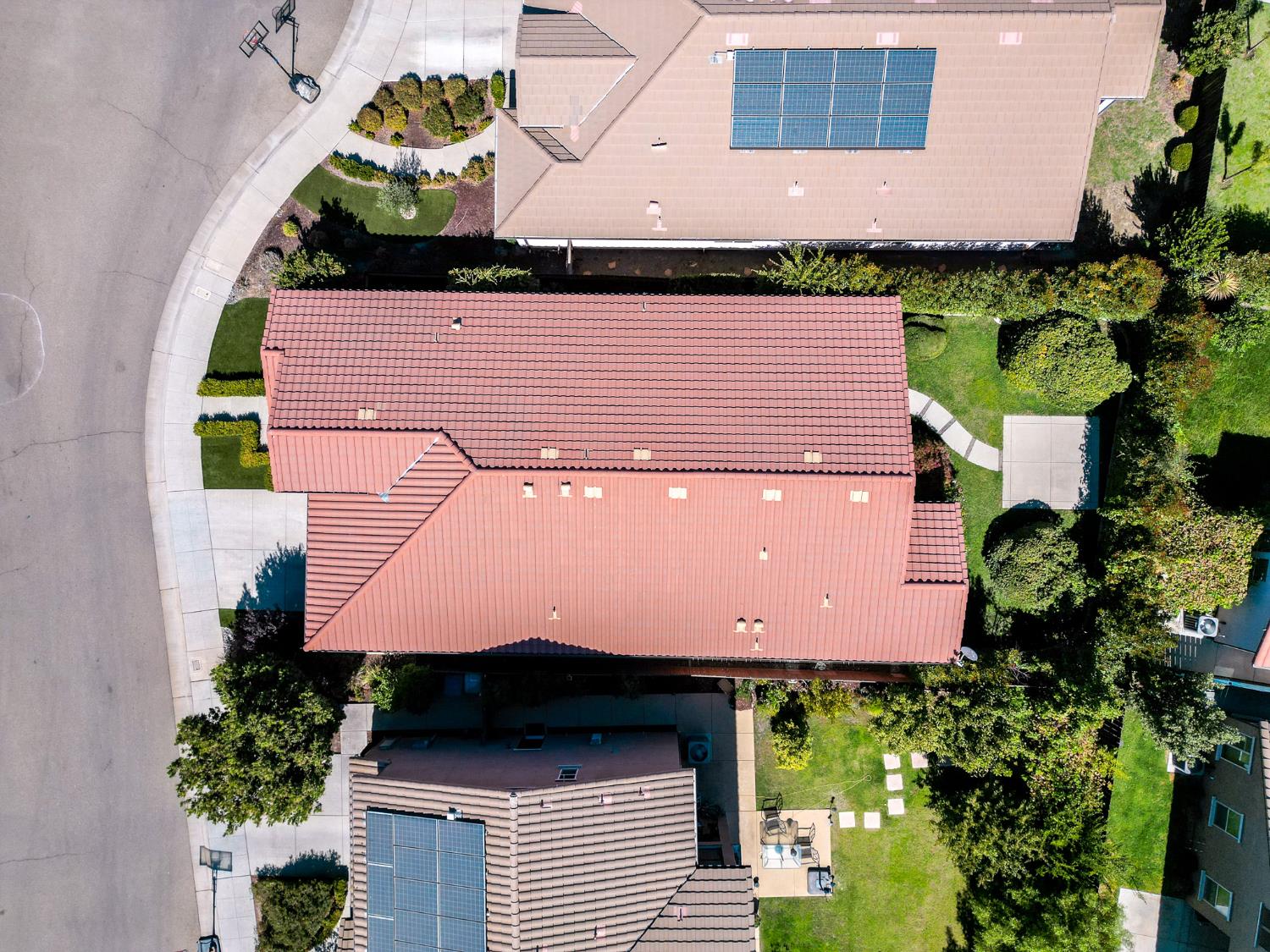 1924 E Via Fiore Ave, Fresno, CA 93730