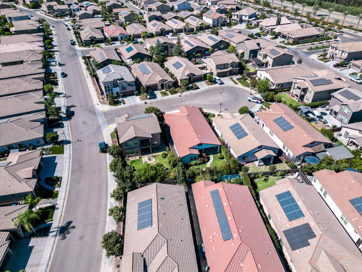 1924 E Via Fiore Ave, Fresno, CA 93730