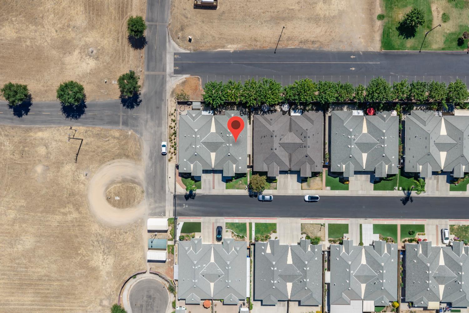 1727 E Morningstar Ln, Fresno, CA 93720