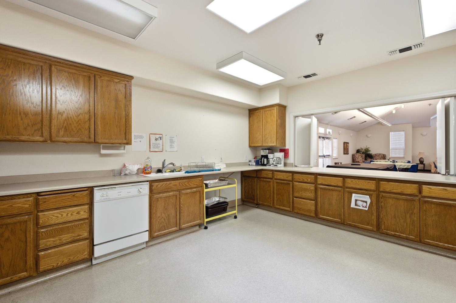 1727 E Morningstar Ln, Fresno, CA 93720