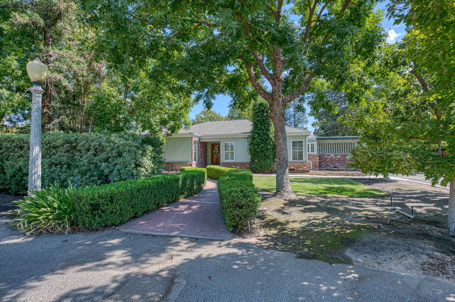 4804 N Arcade Ave, Fresno, CA 93704
