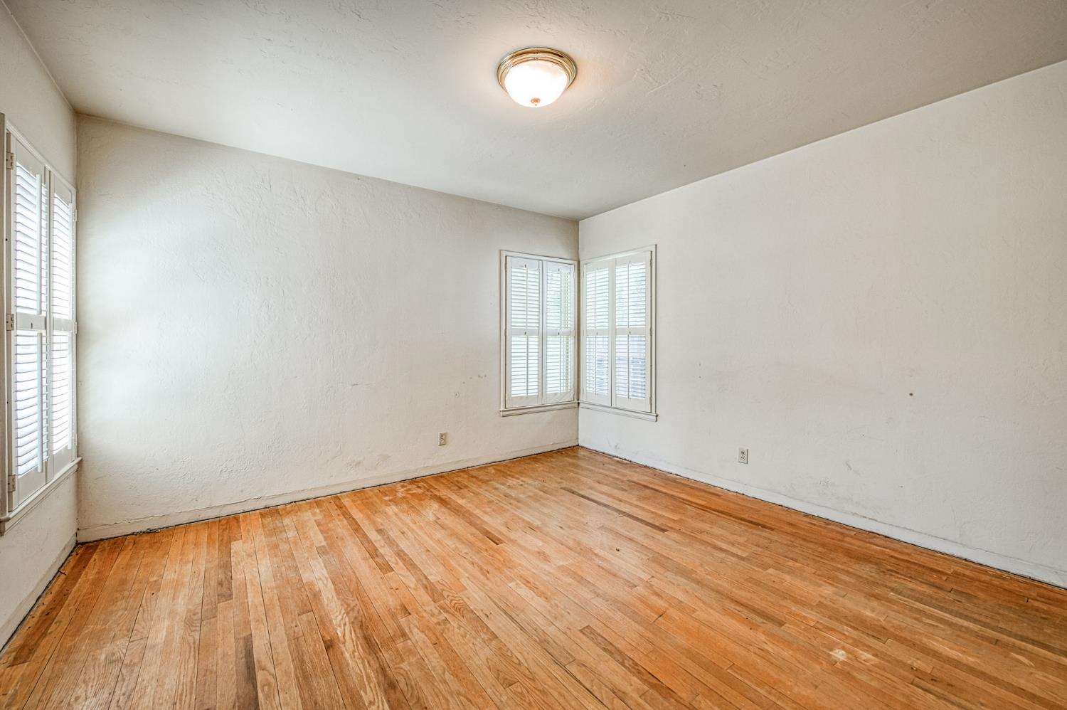 4804 N Arcade Ave, Fresno, CA 93704
