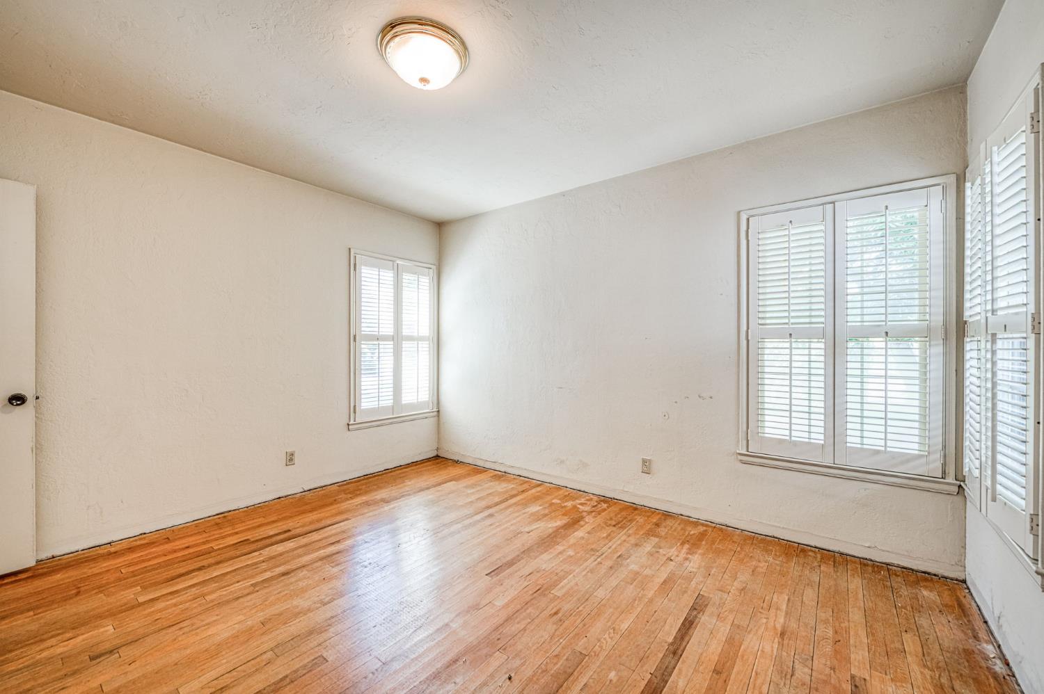 4804 N Arcade Ave, Fresno, CA 93704