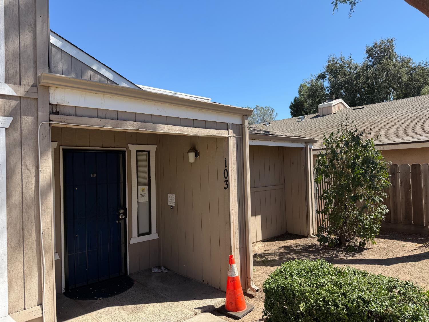 5216 E Liberty Ave #101, Fresno, CA 93727