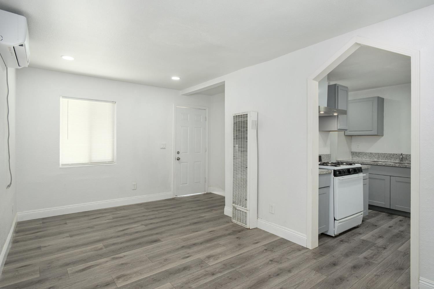 3107 E Belmont Ave, Fresno, CA 93702